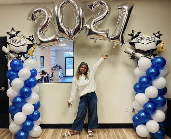 Graduation 2 Column 2022 arched between