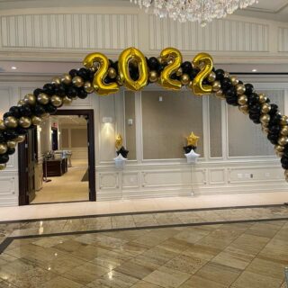 Graduation 35ft arch 2022 black gold