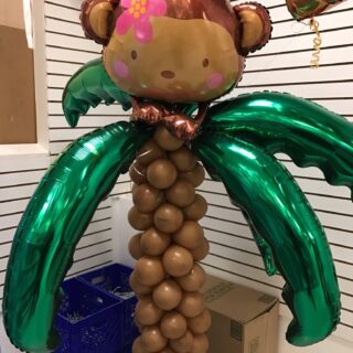 Palm tree with monkey